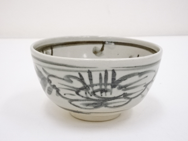 JAPANESE TEA CEREMONY / TEA BOWL CHAWAN / IRON GLAZE 